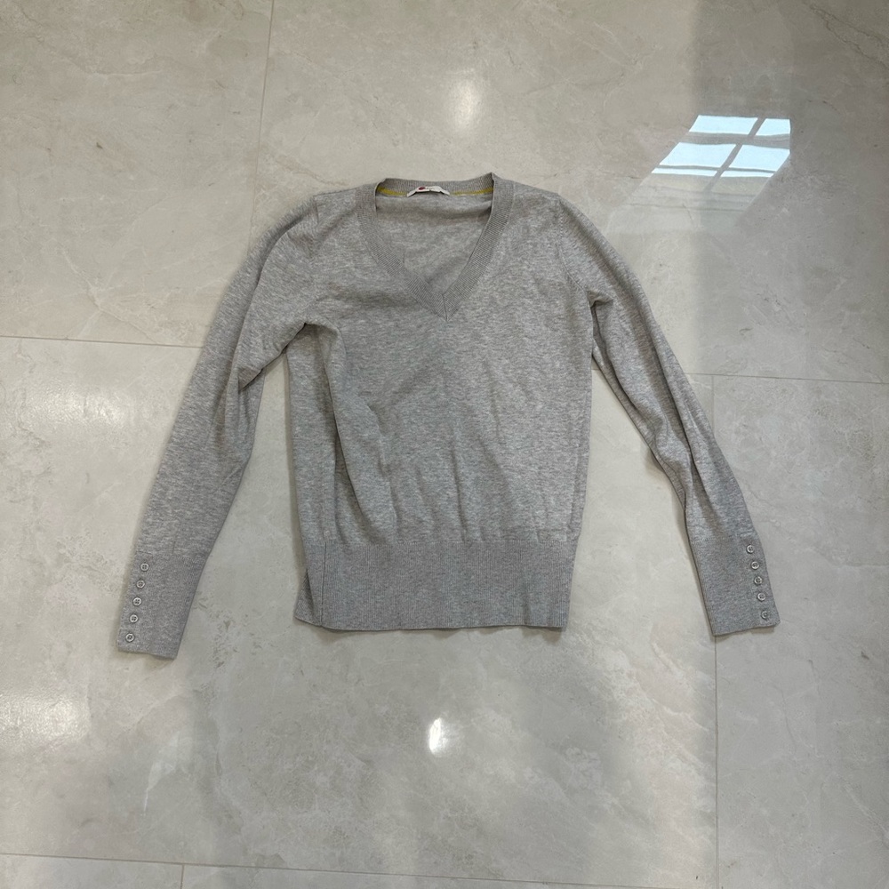 Mini boden v neck sweater